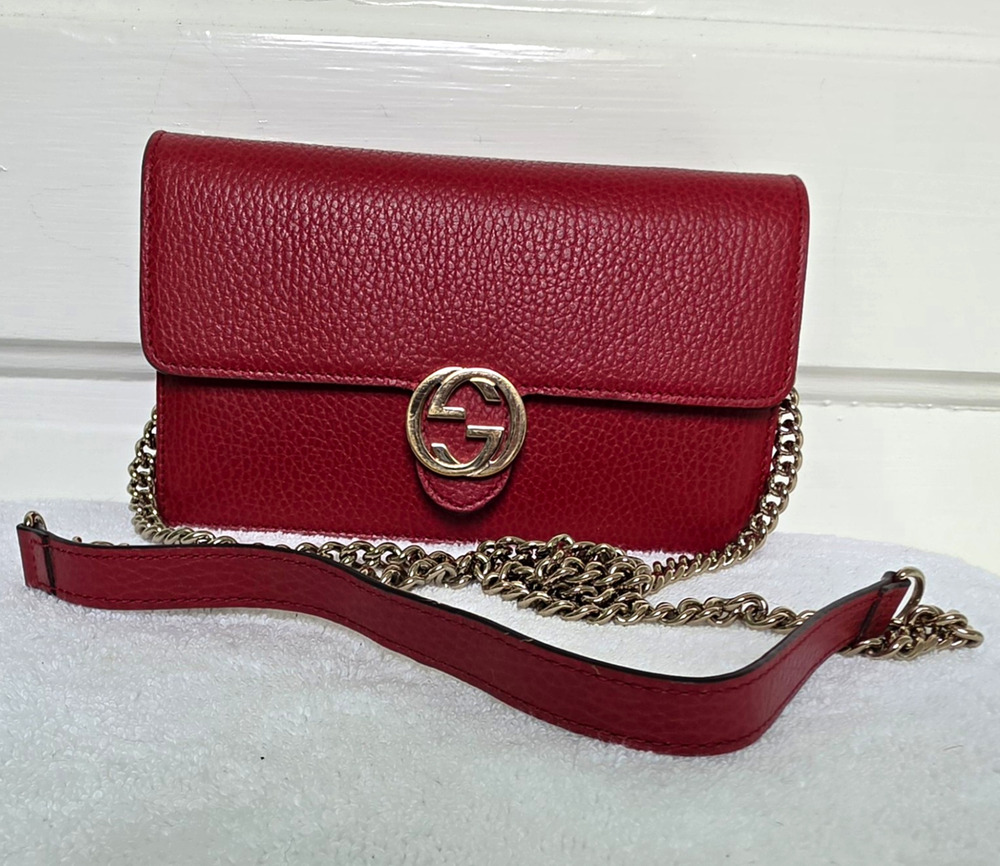 Gucci Dollar Interlocking G Red Mini Crossbody Wallet on Chain w/Dustbag & COA